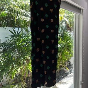 Tipsy elves shamrock leggings